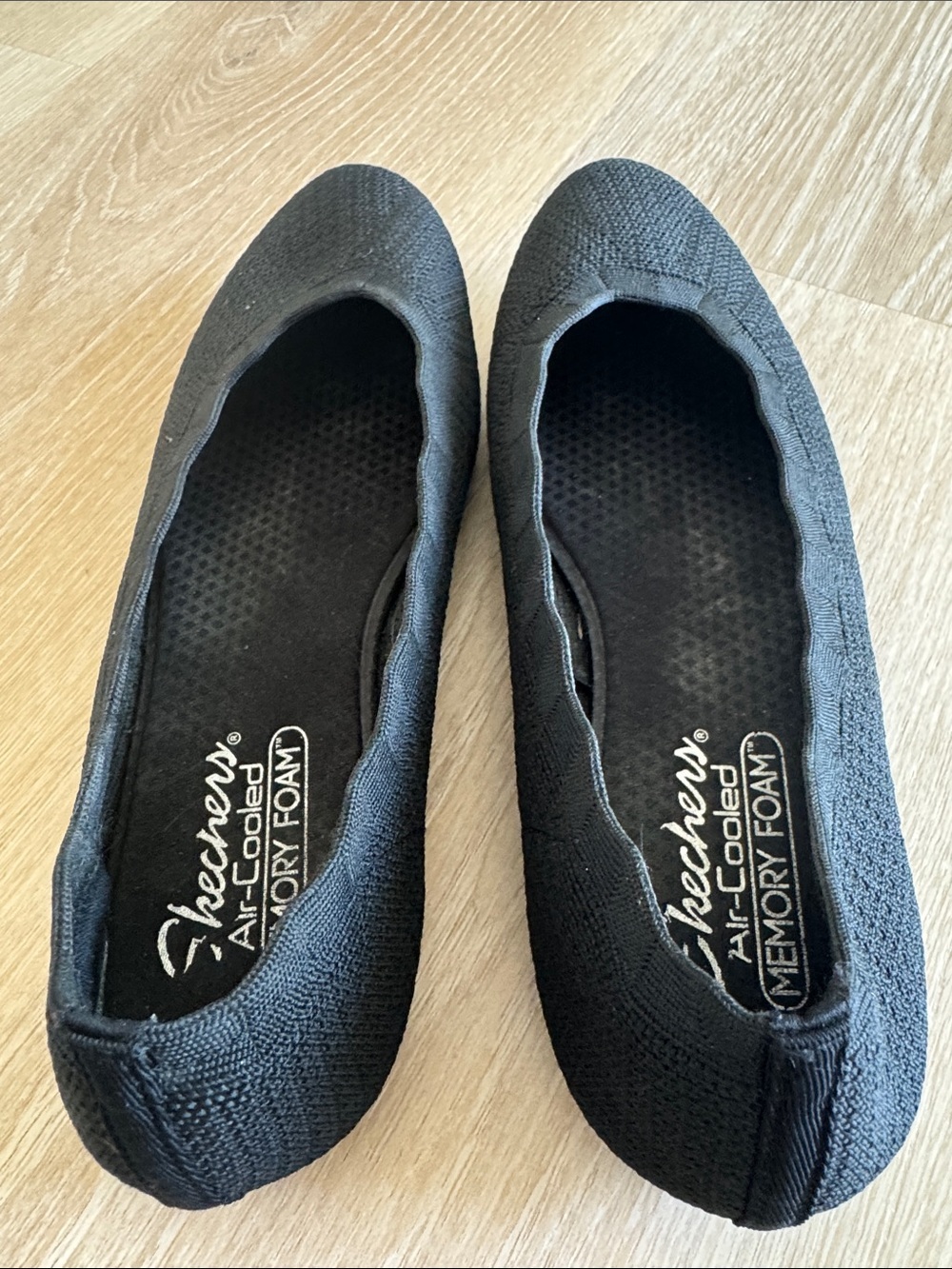Skechers Women's Black Knit Slip-On Ballet Flats - Picture 4 of 5